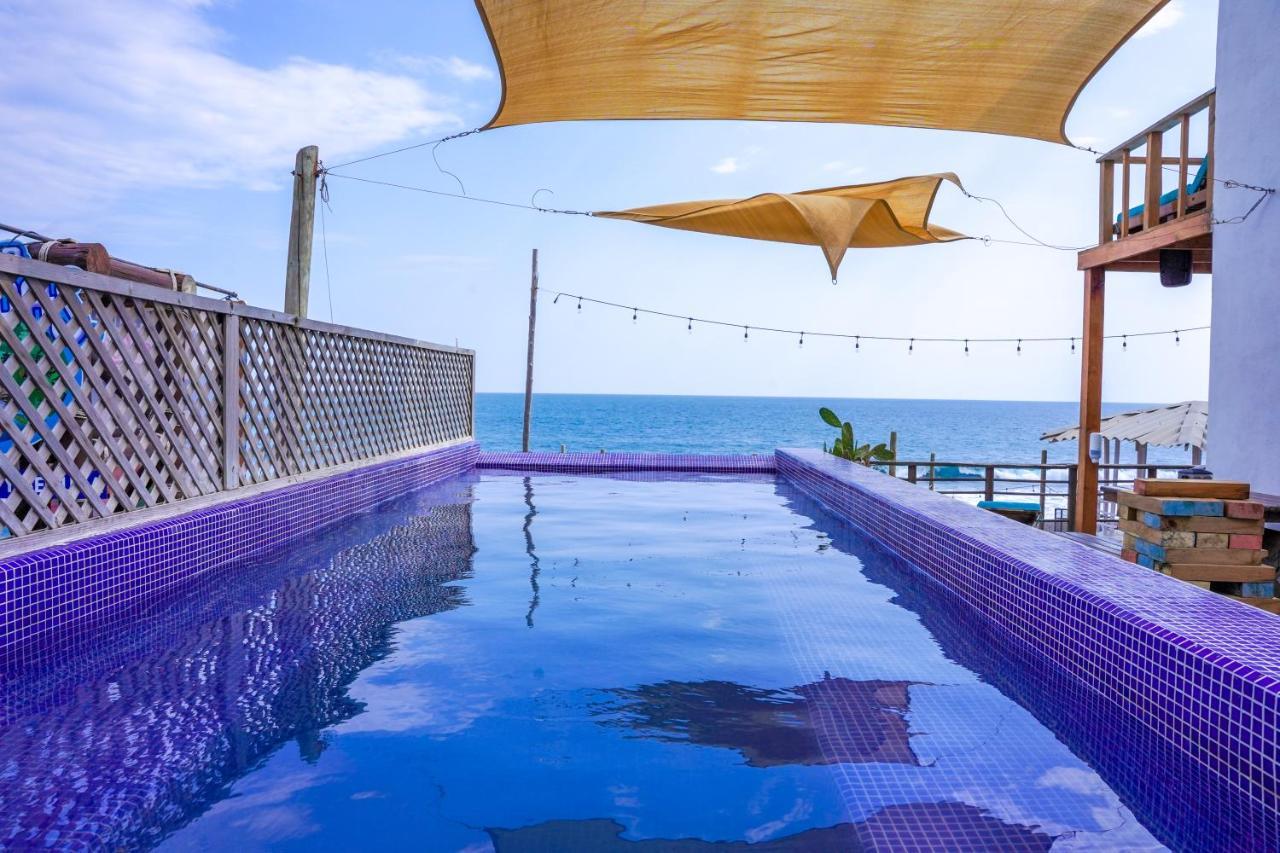 Black Sand Beachhouse Monterrico Exterior photo